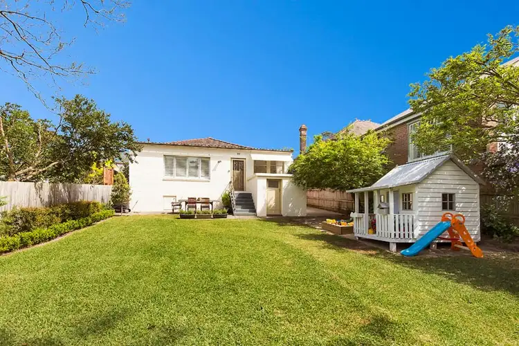 1 Penshurst Street (the quiet, closed off end), Willoughby NSW 2068