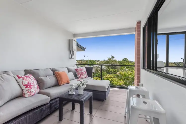 Second view of Homely apartment listing, 8/4 Garnet Street, Clayfield QLD 4011
