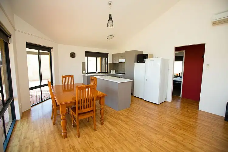 4A Beacon Rise, Wandina WA 6530