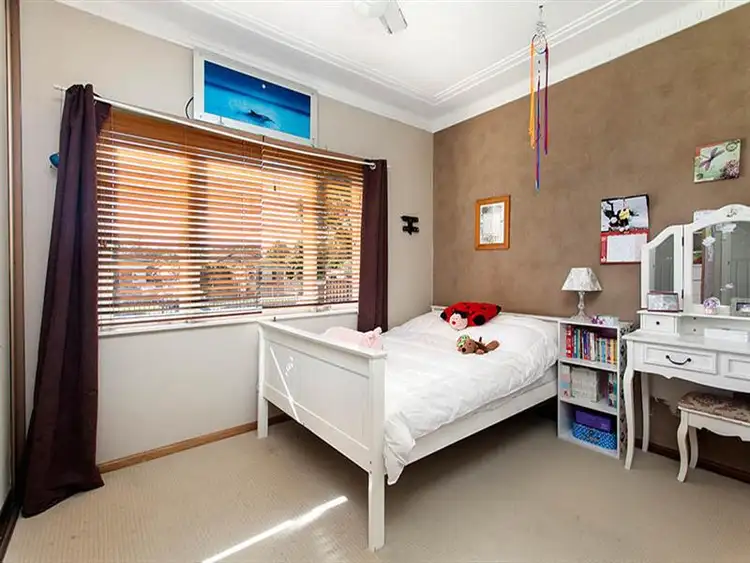 Sixth view of Homely house listing, 15 Madden Street, Oak Flats NSW 2529