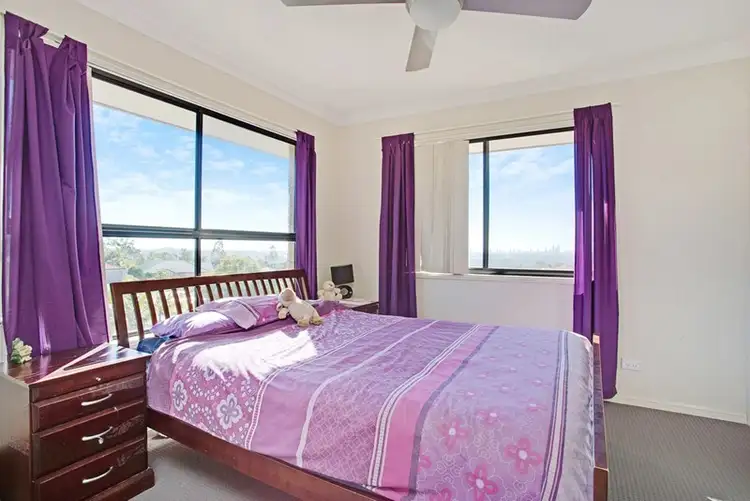 Sixth view of Homely house listing, 2/86 Kincaid Drive, Highland Park QLD 4211