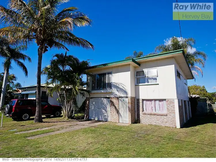 9 Ocean Street, Torquay QLD 4655