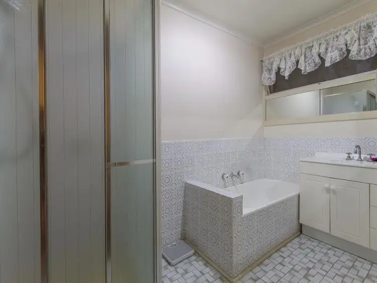 Sixth view of Homely unit listing, 4/35 Hillcrest Road, Frankston VIC 3199