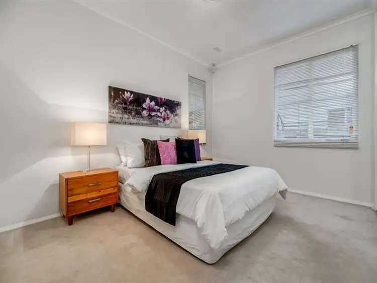 Sixth view of Homely house listing, 16 Ramu Parade, Heidelberg West VIC 3081
