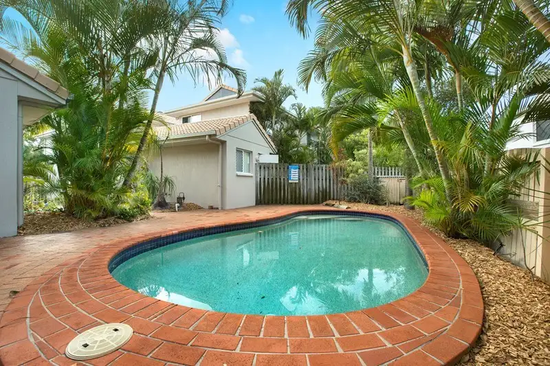 Main view of Homely unit listing, 4/10 Advance Place, Sunrise Beach QLD 4567