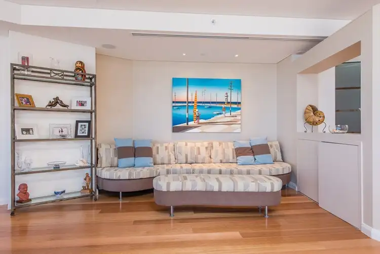 Sixth view of Homely apartment listing, 8 'Vogue' 5 Broadbeach Boulevard, Broadbeach QLD 4218