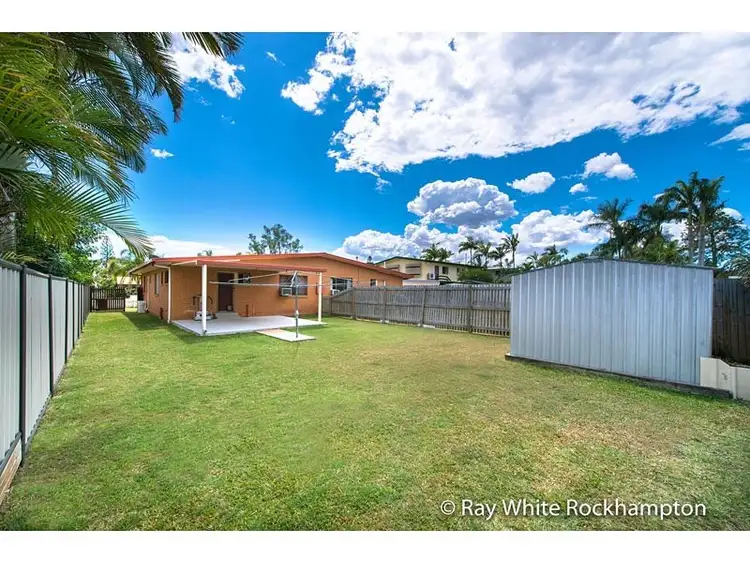 Sixth view of Homely unit listing, 1/72 Medcraf Street, Park Avenue QLD 4701
