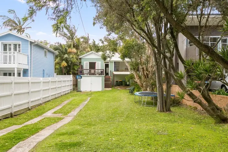 40 Kooloora Avenue, Freshwater NSW 2096