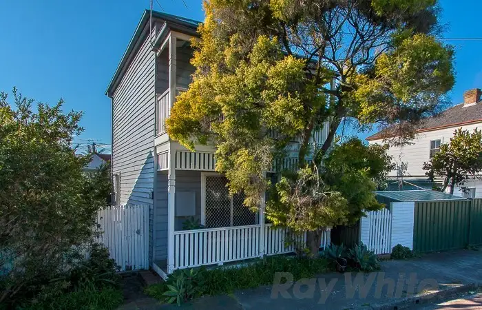 5 Victoria Street, Carrington NSW 2294
