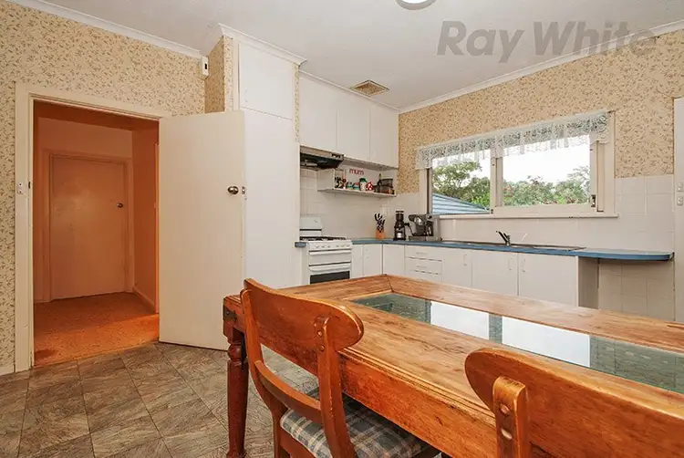 Second view of Homely house listing, 5 RANGEVIEW Court, Croydon VIC 3136