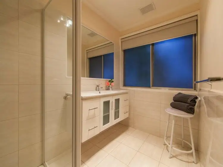 Sixth view of Homely house listing, 10 Benong Place, Frankston VIC 3199