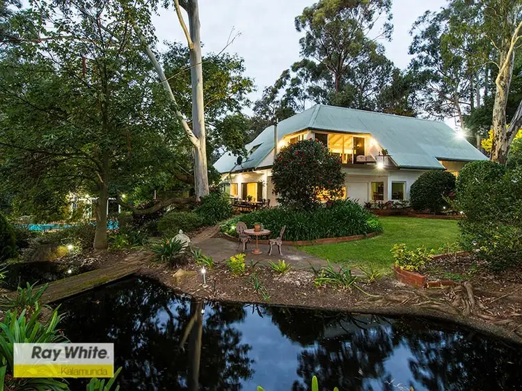 35 Barbigal Place, Lesmurdie WA 6076
