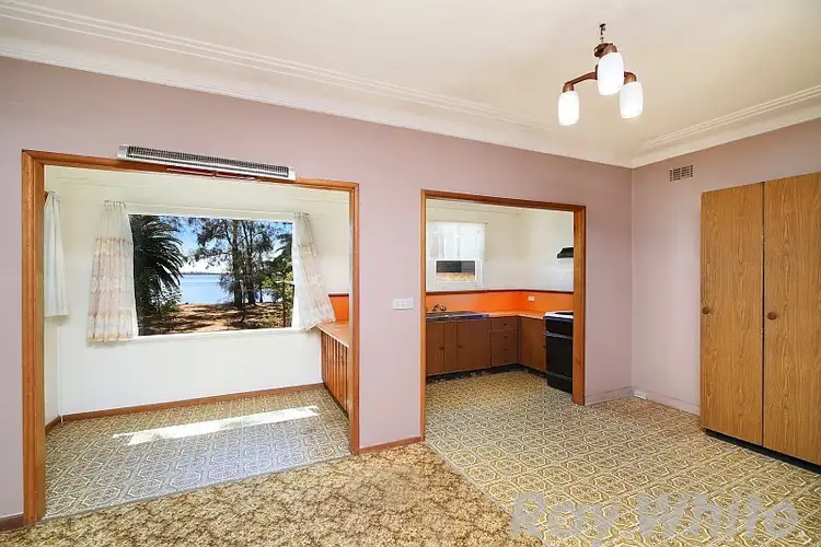 Seventh view of Homely house listing, 35 The Corso, Gorokan NSW 2263