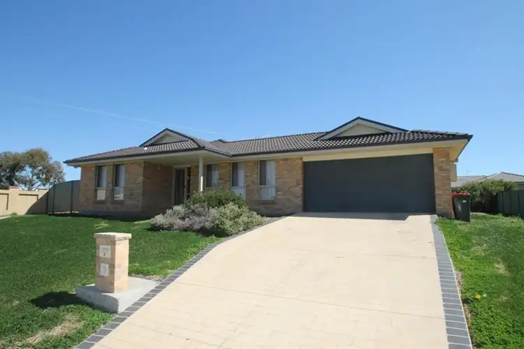 2 Morning View Close, Quirindi NSW 2343
