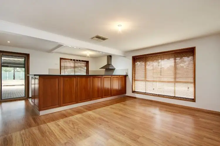 Fifth view of Homely house listing, 2 Coombs Court, Lewiston SA 5501