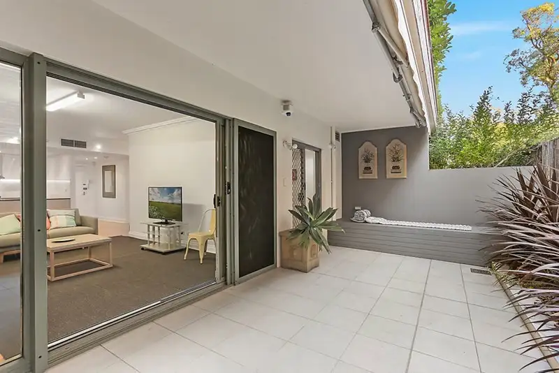 Main view of Homely apartment listing, 3/8-10 Clifford Street, Mosman NSW 2088
