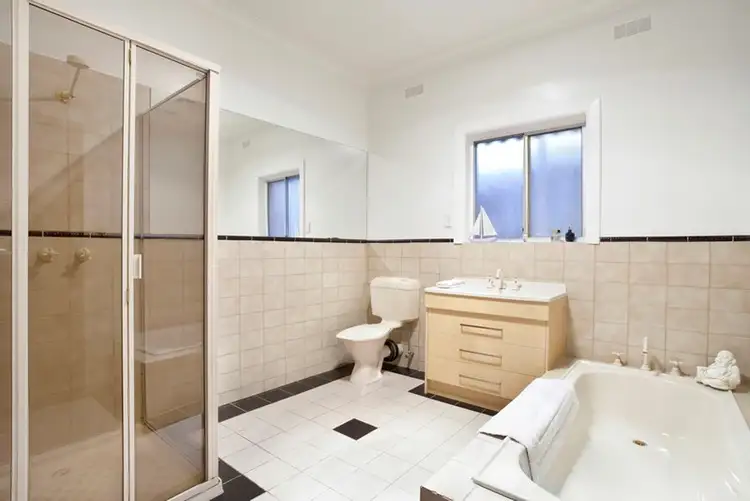 Sixth view of Homely house listing, 26 Waratah Street, Bentleigh East VIC 3165