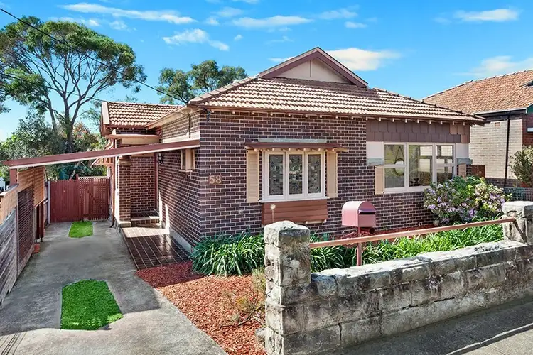 58 Bouvardia Street, Russell Lea NSW 2046