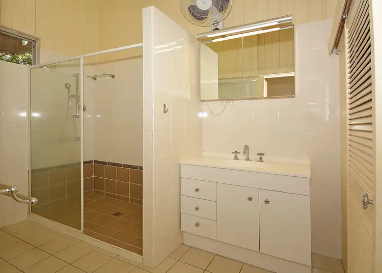 Seventh view of Homely house listing, 20 Beach Road, Pialba QLD 4655