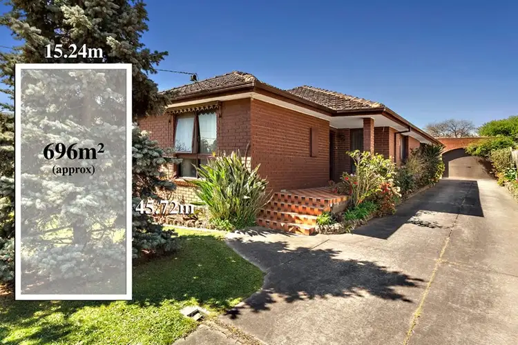 2 Helen Road, Chadstone VIC 3148