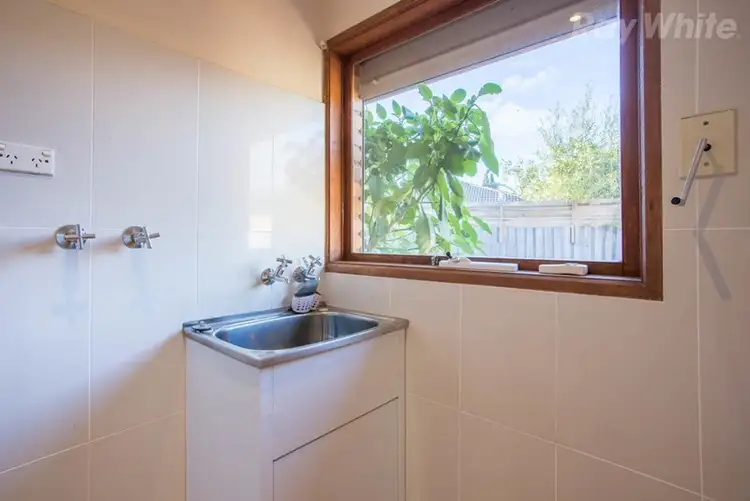 Seventh view of Homely house listing, 5 Dryden Court, Bundoora VIC 3083