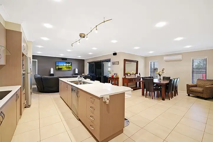 Fourth view of Homely house listing, 2 Prospect Terrace, Highfields QLD 4352