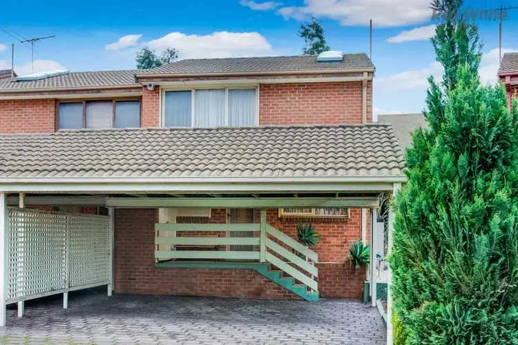 16 Shoppers Lane, Taylors Lakes VIC 3038