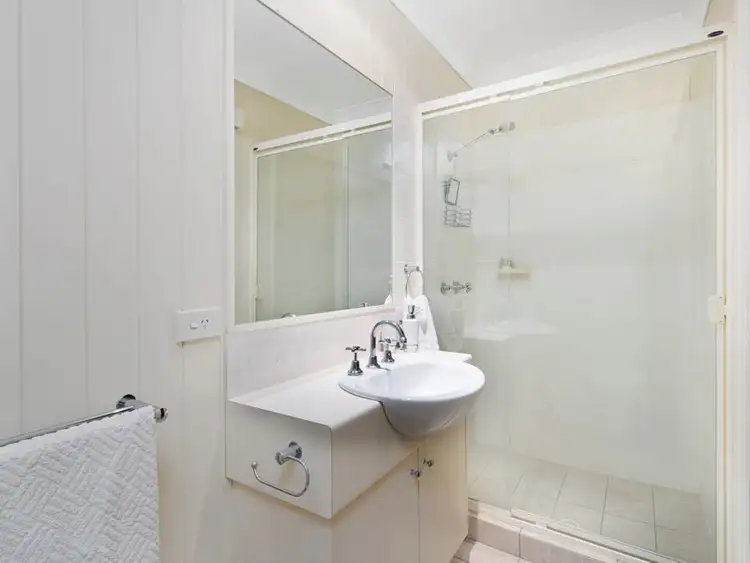 Sixth view of Homely house listing, 7 Esmonde Place, Coorparoo QLD 4151