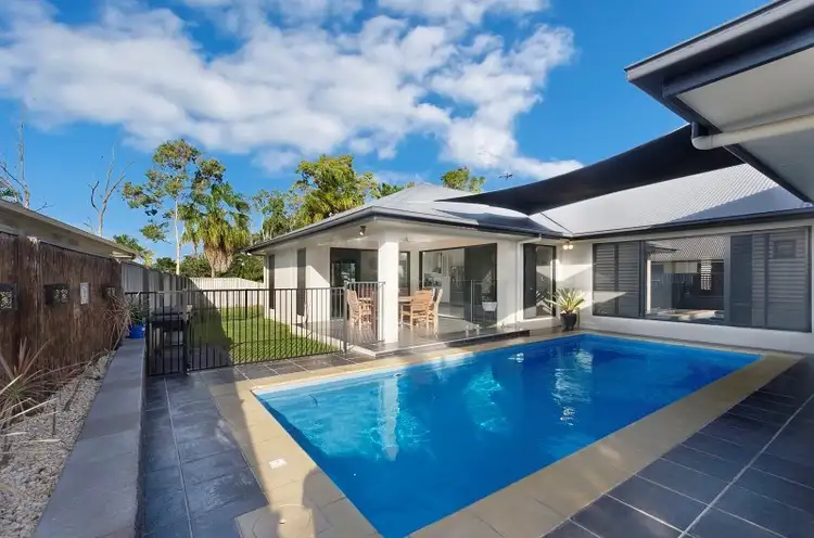 12 Coolaree Drive, Bushland Beach QLD 4818