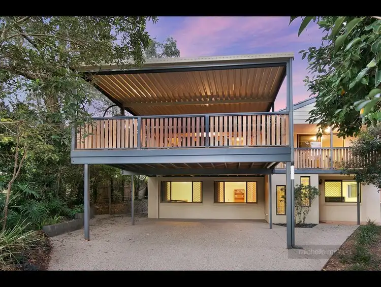80 Sutling Street, Chapel Hill QLD 4069