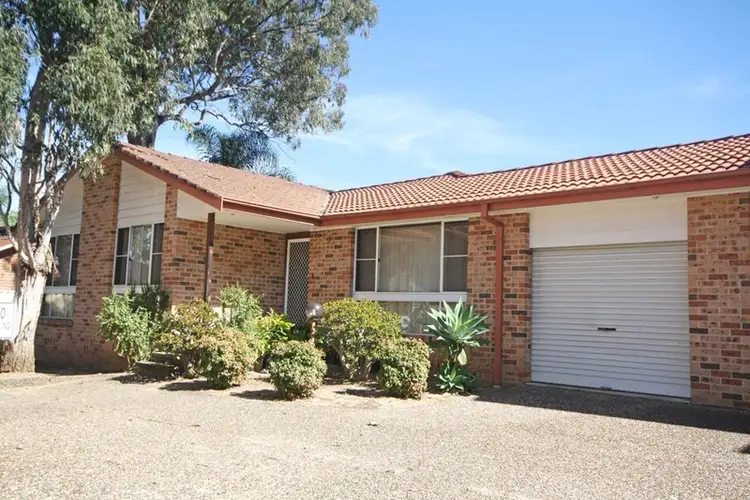 Main view of Homely villa listing, 3/2 Edward Street, Macquarie Fields NSW 2564