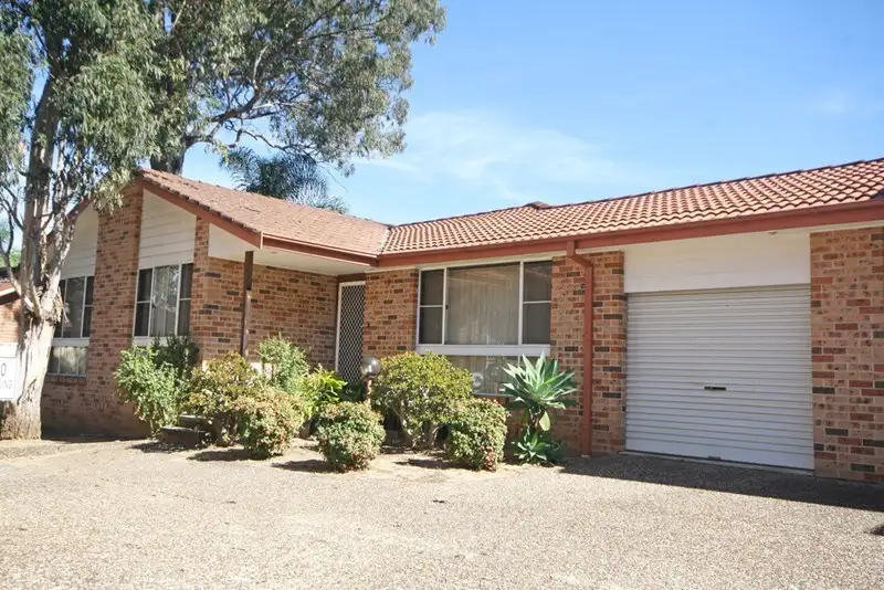Main view of Homely villa listing, 3/2 Edward Street, Macquarie Fields NSW 2564