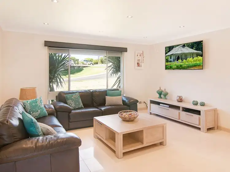 Second view of Homely house listing, 6 Chablis Place, Minchinbury NSW 2770