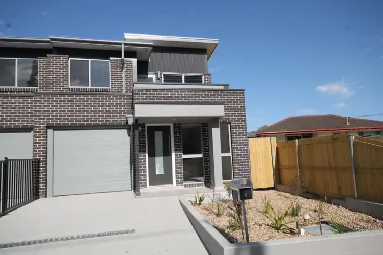 Second view of Homely townhouse listing, 3/44 Mawson Drive, Cartwright NSW 2168