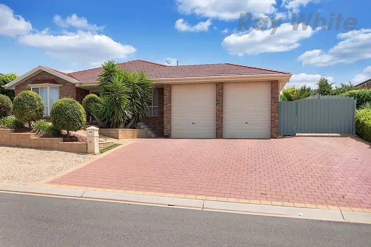 Second view of Homely house listing, 21 Lorikeet Grove, Hewett SA 5118