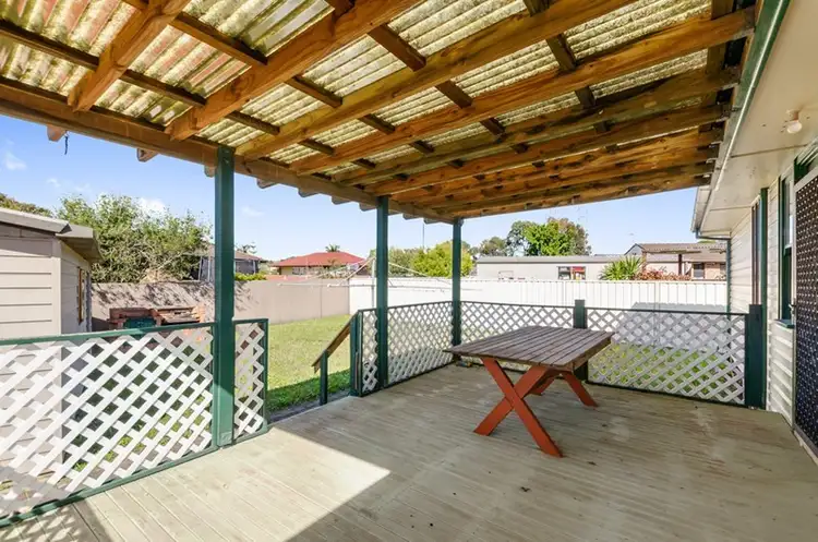 Second view of Homely house listing, 27 Eleebana Crescent, Koonawarra NSW 2530