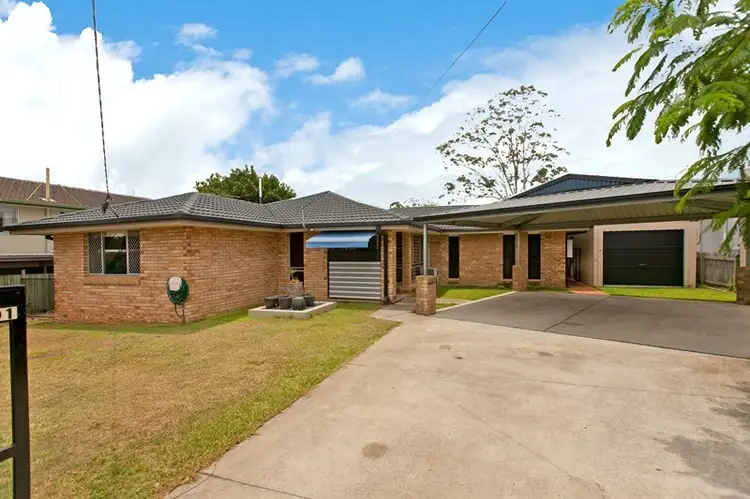 101 Valantine Road, Birkdale QLD 4159