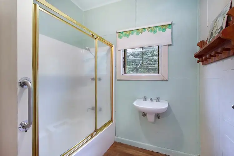 Sixth view of Homely house listing, 31 TREVALLYN Close, Montrose VIC 3765