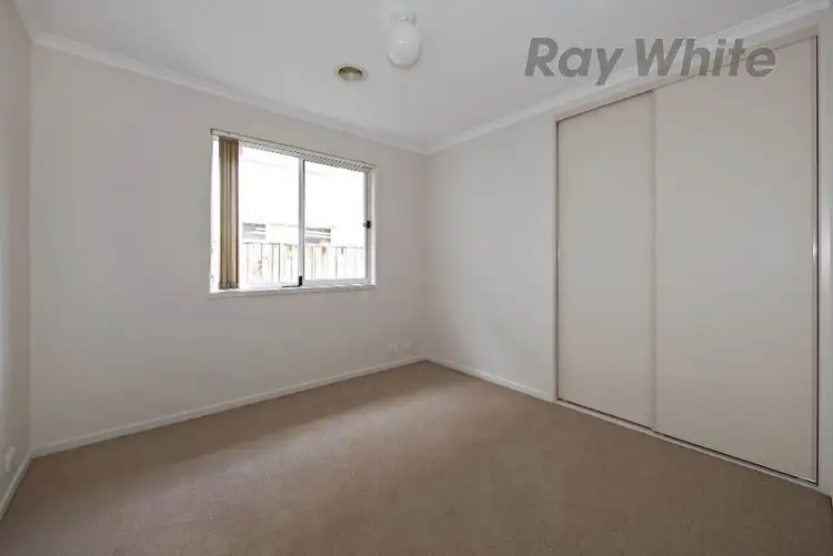 Fifth view of Homely house listing, 14 Peppercorn Court, Sanctuary Lakes VIC 3030