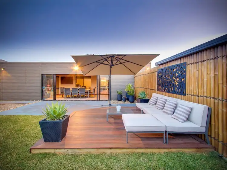 Sixth view of Homely house listing, 16 Cityview Crescent, Tarneit VIC 3029