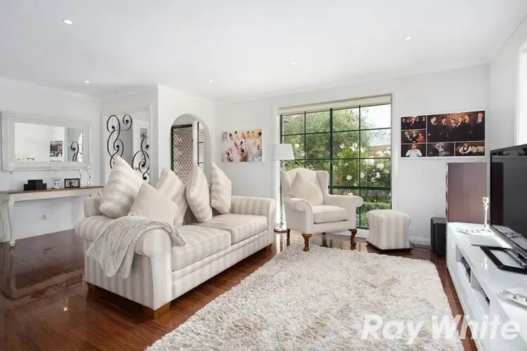 Second view of Homely house listing, 2/7 Dobson Court, Pakenham VIC 3810