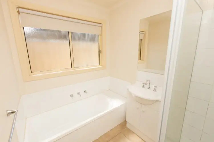 Fourth view of Homely house listing, 4 Rosedale Court, Buronga NSW 2739