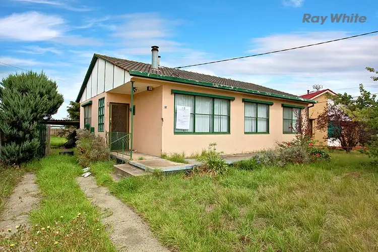 13 Isaacs Street, Laverton VIC 3028