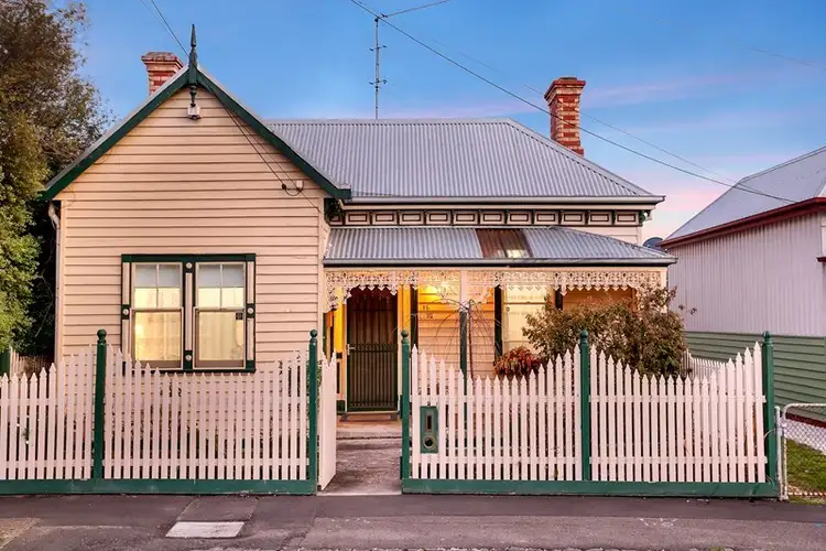 16 Hopetoun Street, Ballarat East VIC 3350