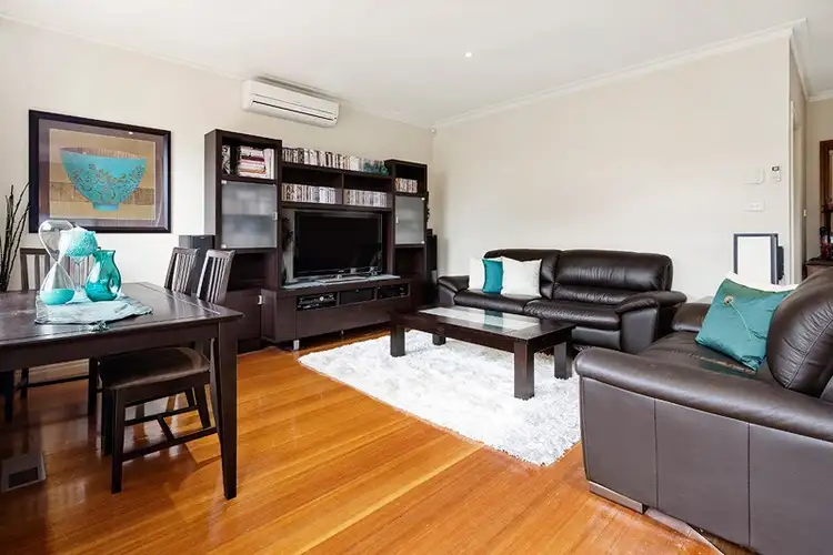 Second view of Homely unit listing, 2/15 Hillcrest Avenue, Chadstone VIC 3148