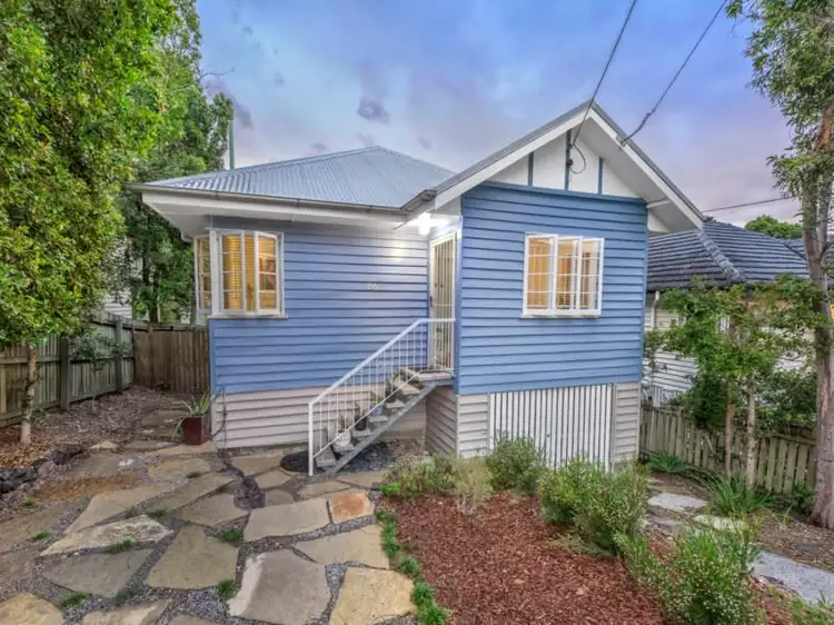 86 Lade Street, Coorparoo QLD 4151