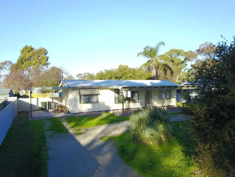 Second view of Homely house listing, 10 High Street, Bordertown SA 5268