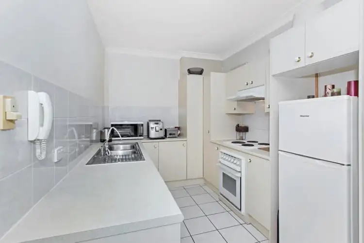 Fourth view of Homely unit listing, 4/73 Waverley Road, Taringa QLD 4068