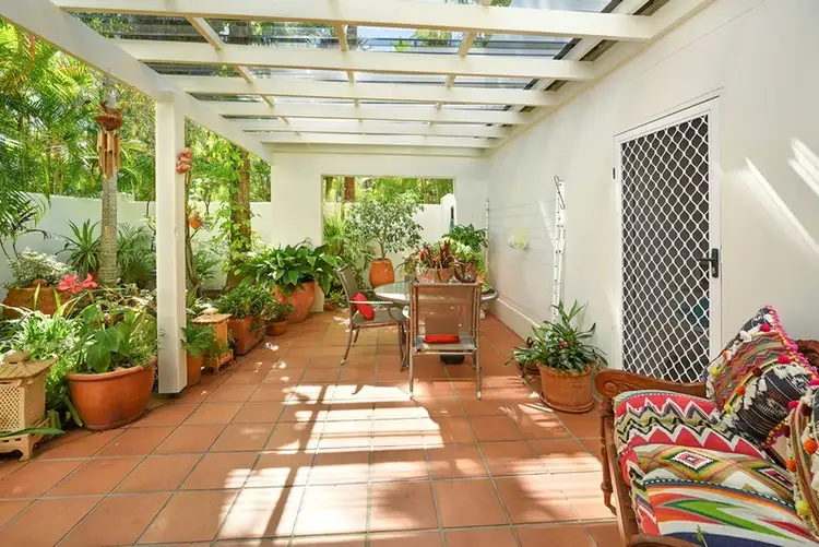 100 Cotlew Street East, Southport QLD 4215