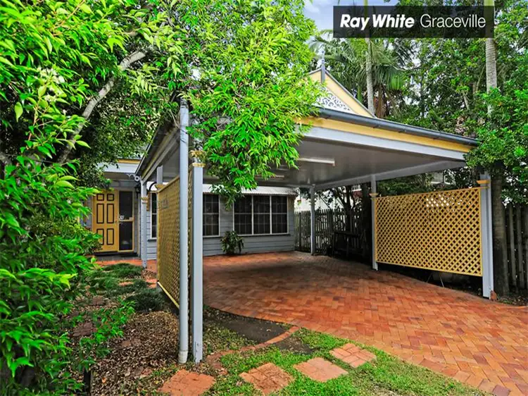 30 Bentinck Street, Sherwood QLD 4075